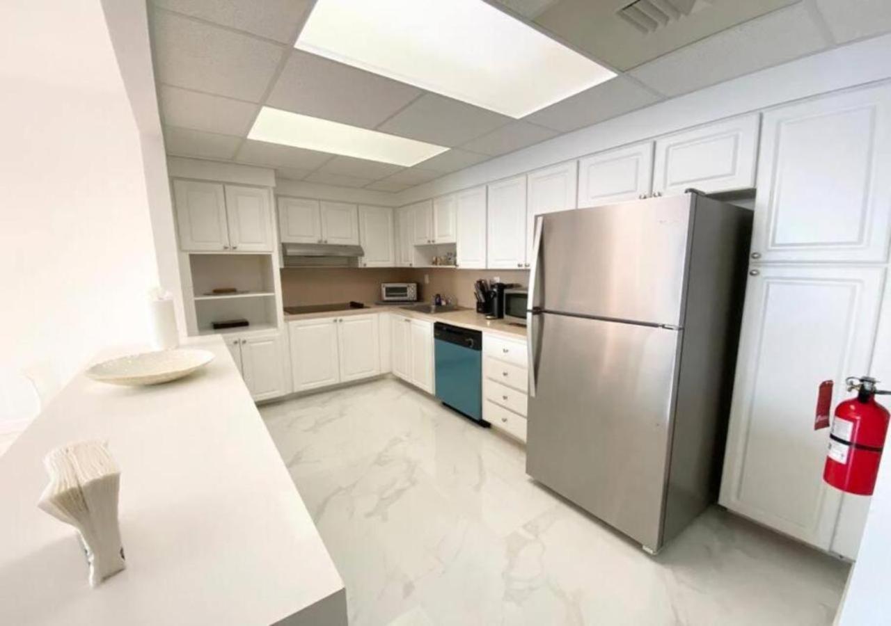 Zen Vacation Rentals Modern Penthouse Across Ocean Miami Beach Extérieur photo